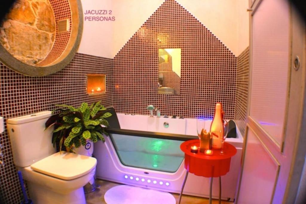 Zentral Club Apartamento Proton-Jacuzzi Belmonte De Miranda Eksteriør bilde