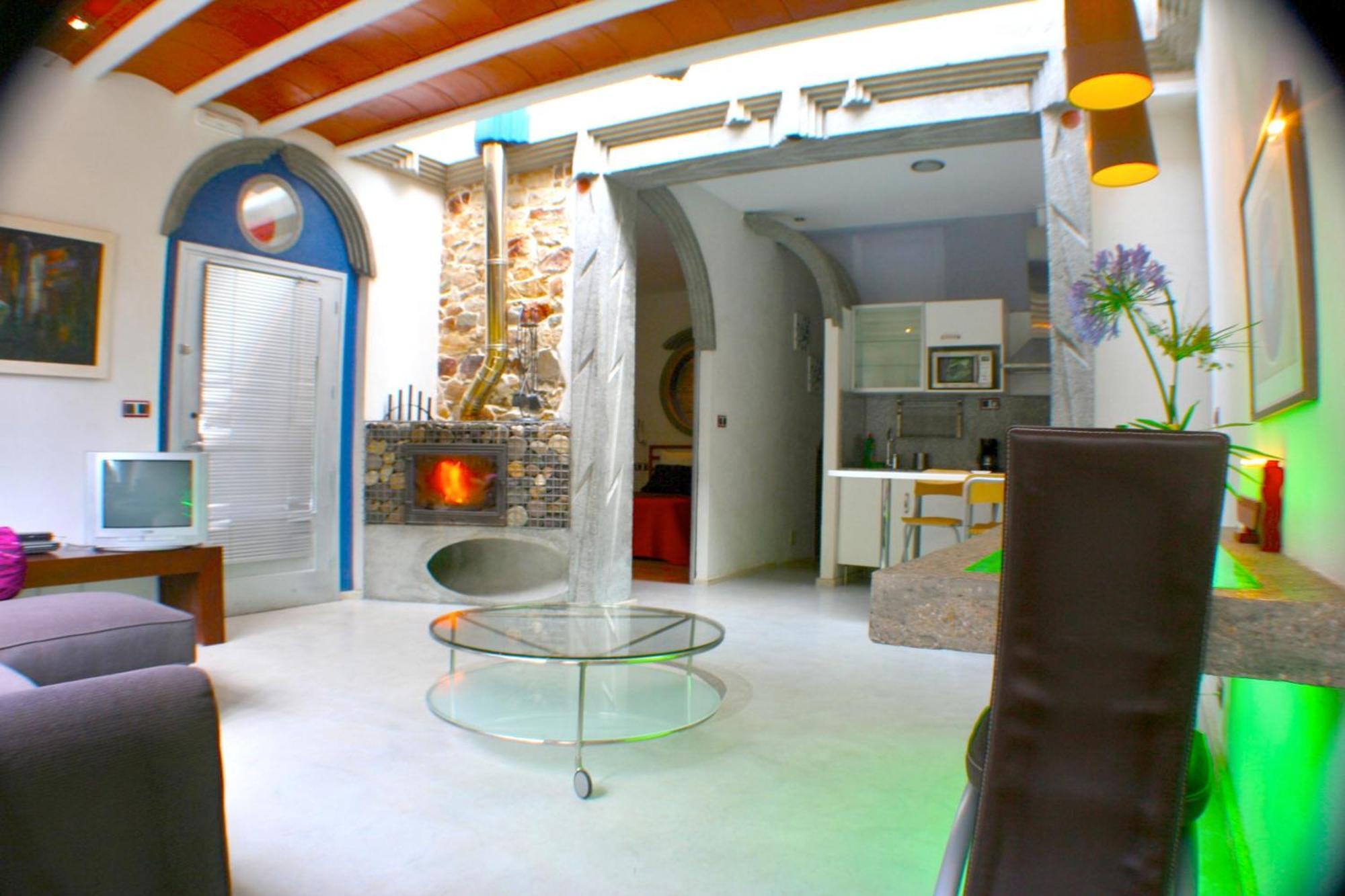 Zentral Club Apartamento Proton-Jacuzzi Belmonte De Miranda Rom bilde
