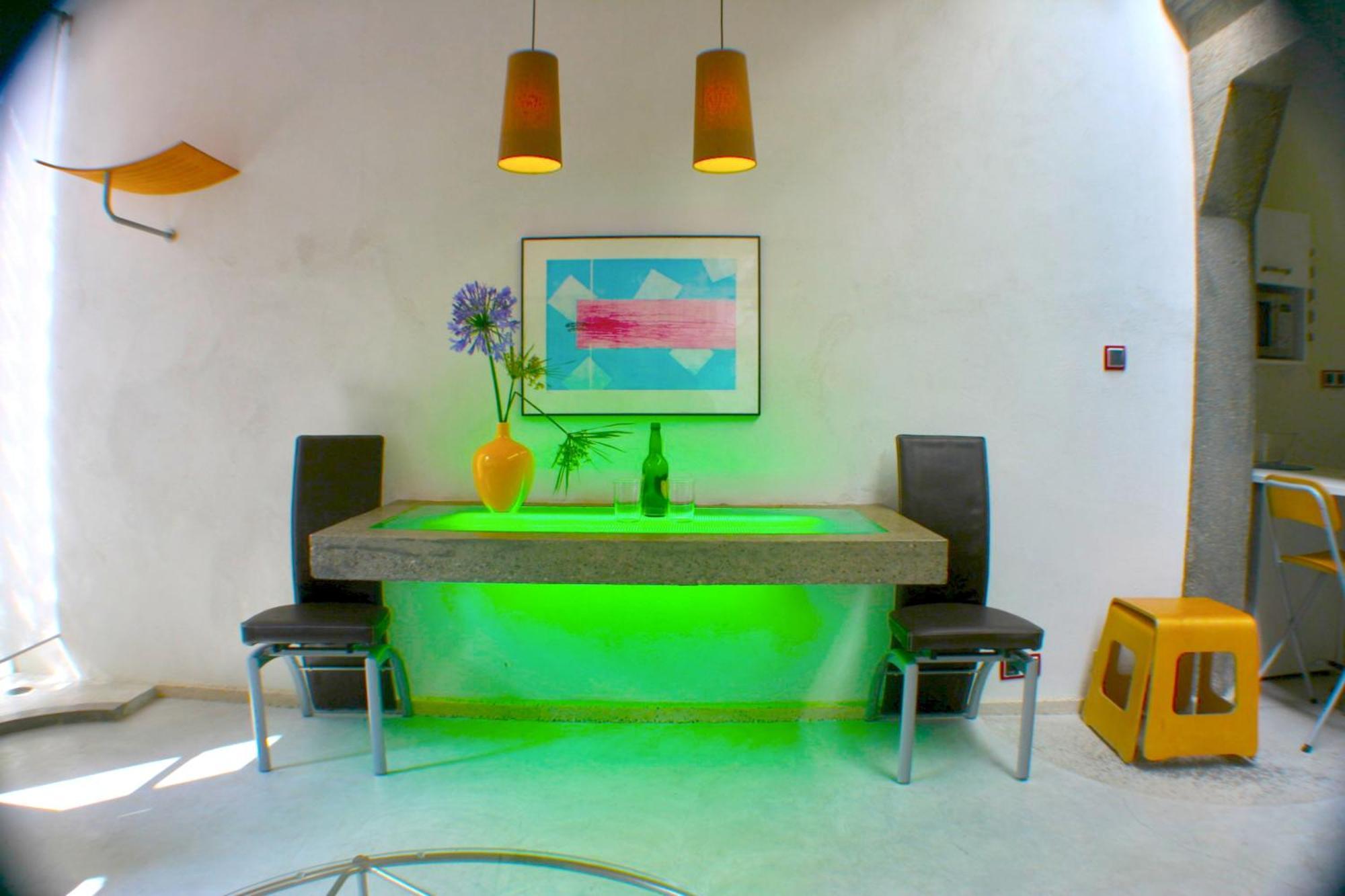 Zentral Club Apartamento Proton-Jacuzzi Belmonte De Miranda Rom bilde